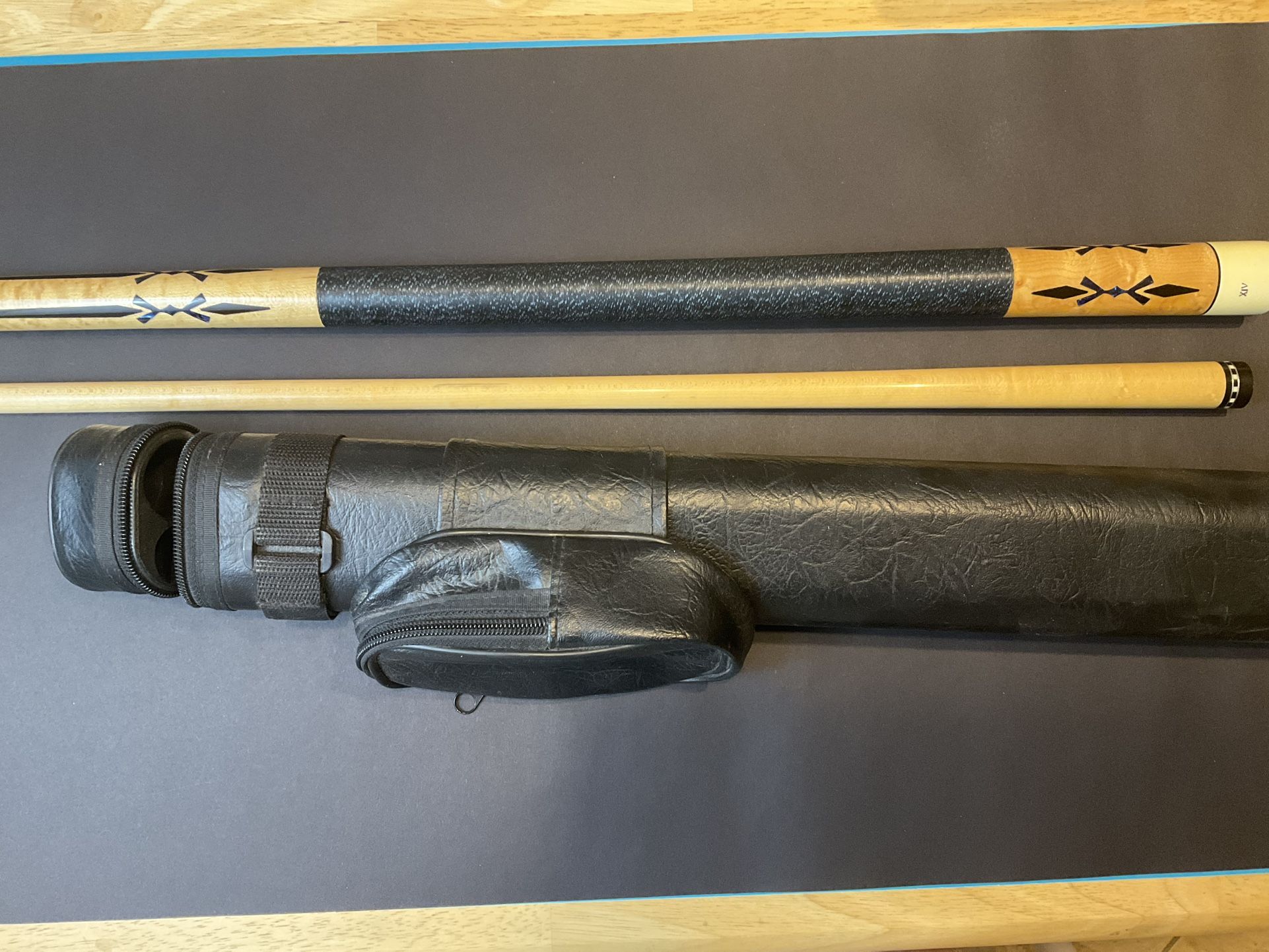 Pool Billiards Cue Lucasi