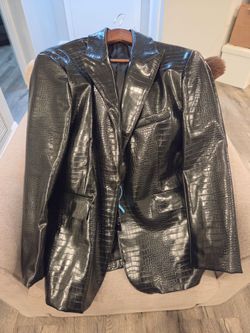 Imitation Alligator skin black jacket,