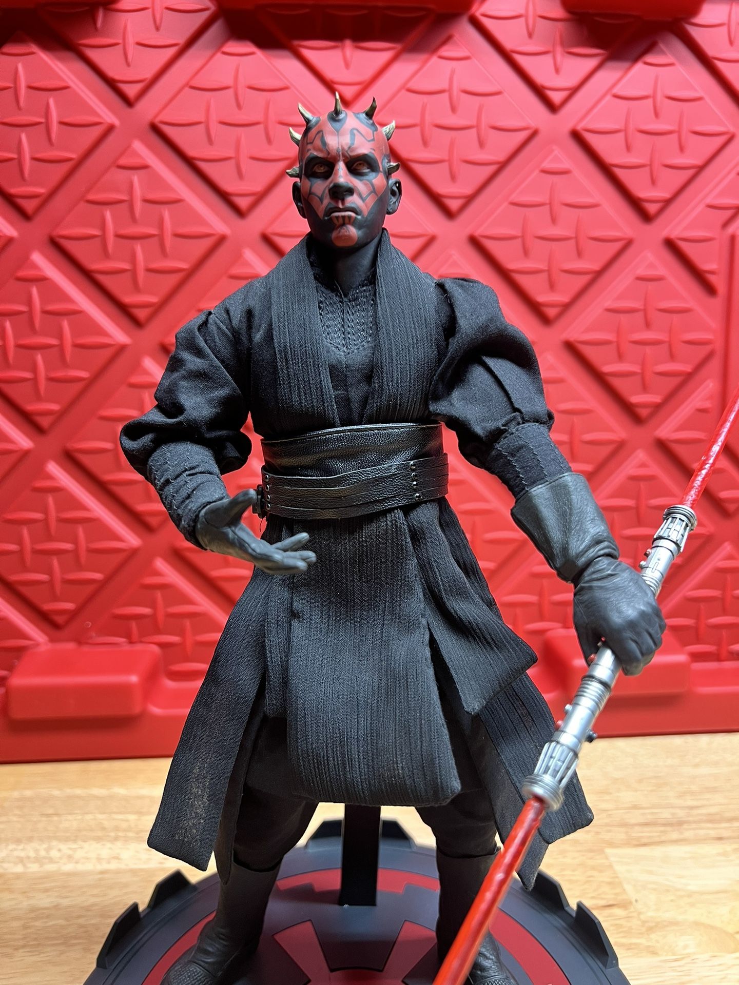 Sideshow Star Wars Darth Maul Figure