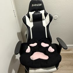 Black & White Gaming Chair