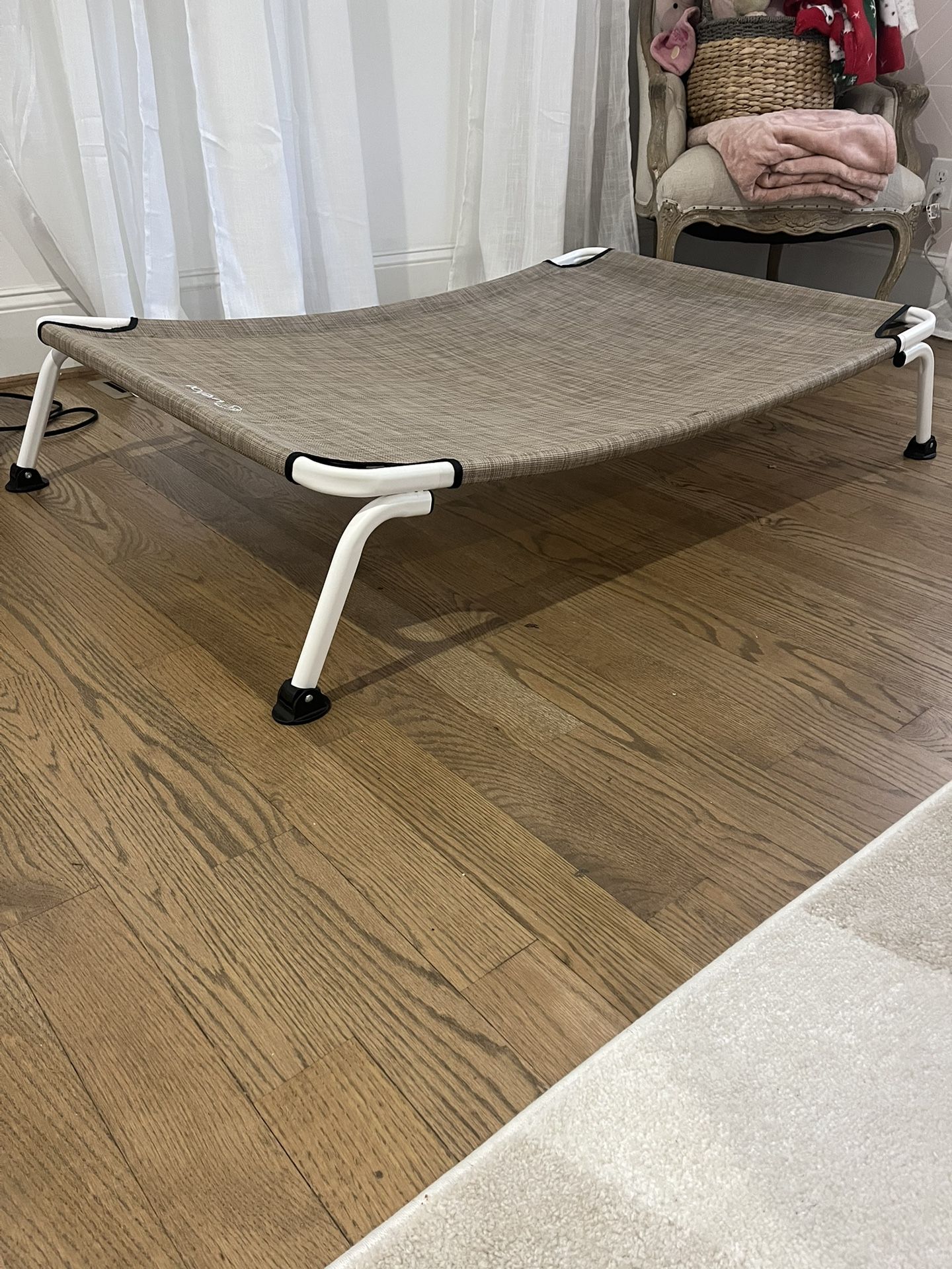 Veehoo Raised Dog Bed 