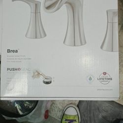 New. PFISTER Bathroom Faucet 