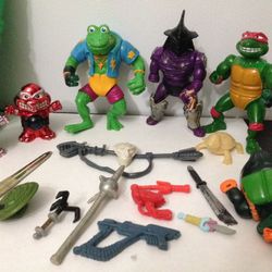 Vintage teenage mutant ninja turtles set