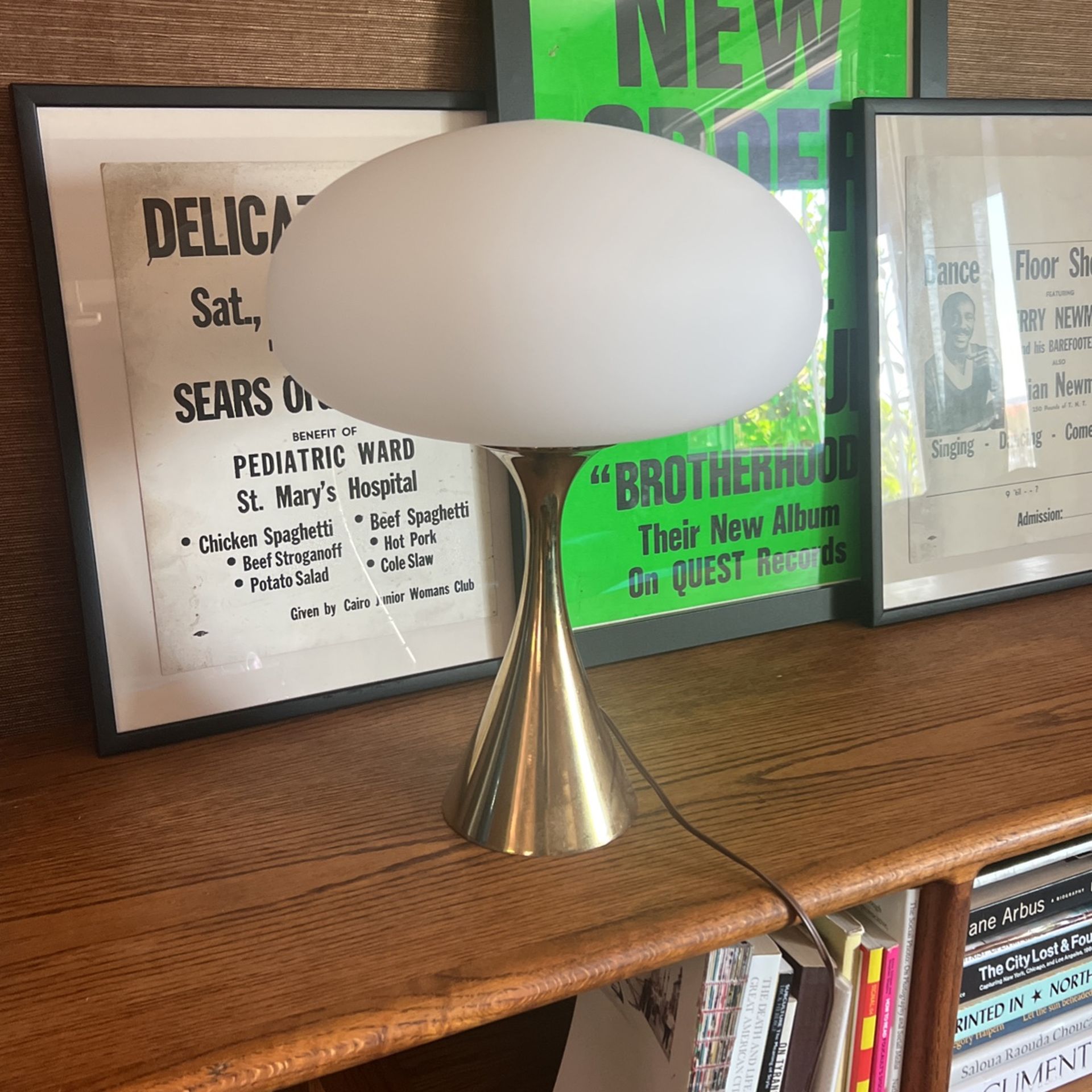 Mid century Laurel Mushroom Lamp - Brass