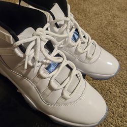 Air Jordan Retro 11 Size 9.5 Worn Once $180 obo