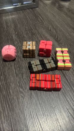 3D printed infinity cube $10
