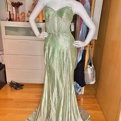 Prom dress