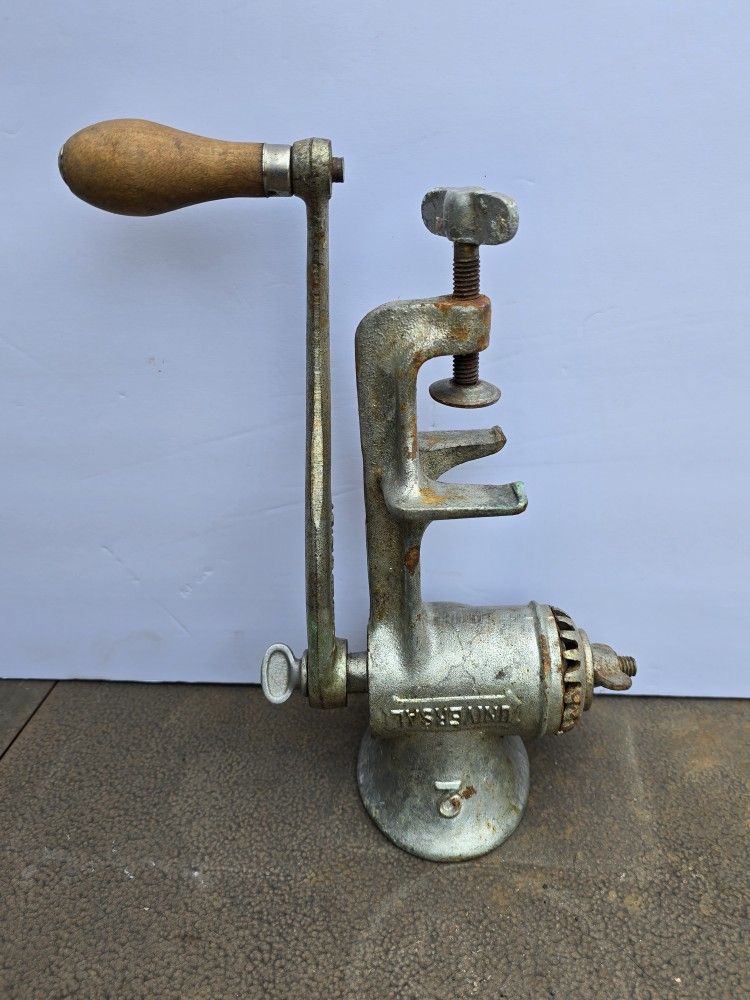 Vintage Universal No 2 Meat Grinder