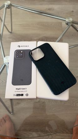 Pitaka iPhone 14 Pro Max case