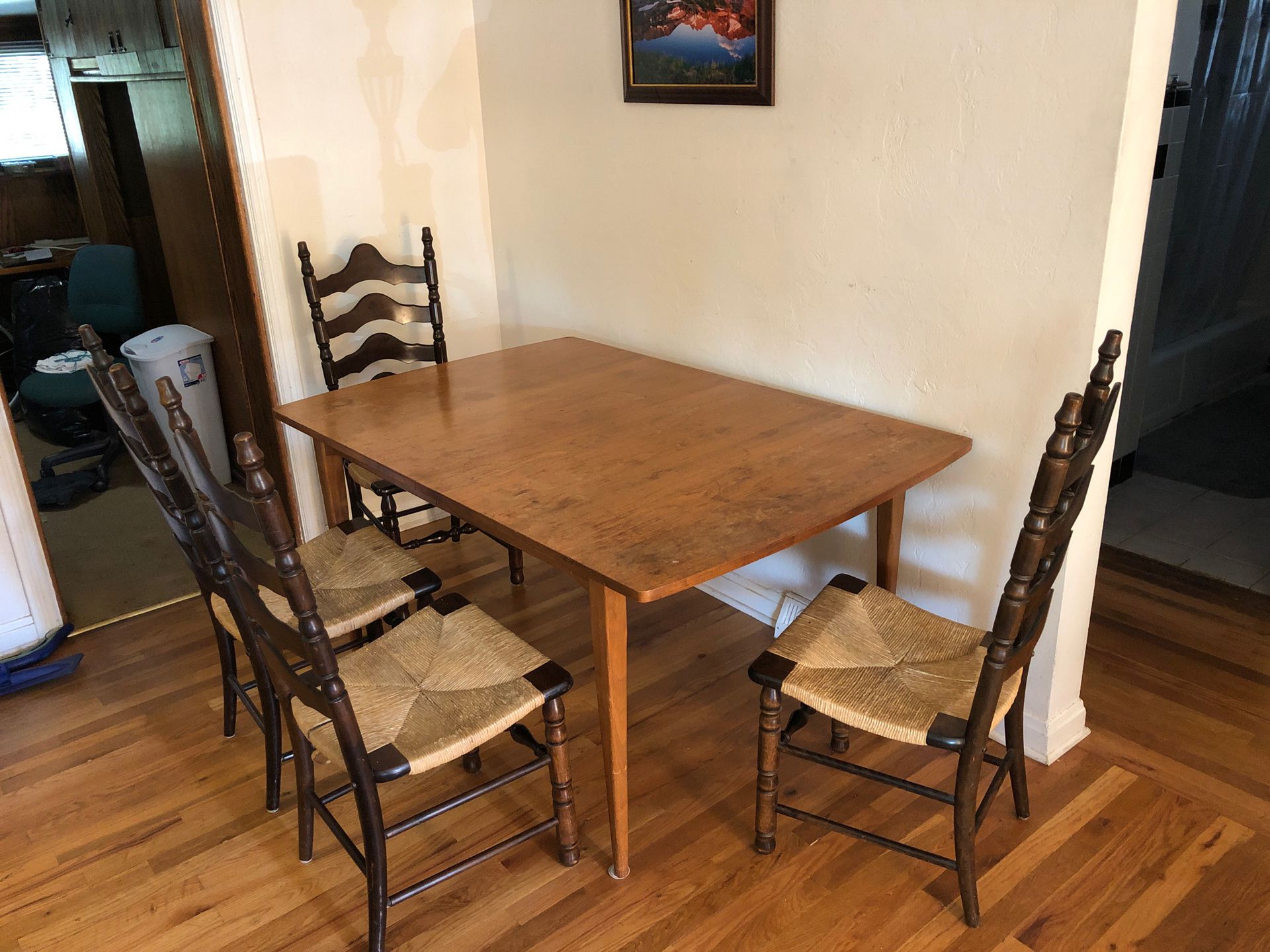 Kitchen Table with 4 Chairs 60” rectangle