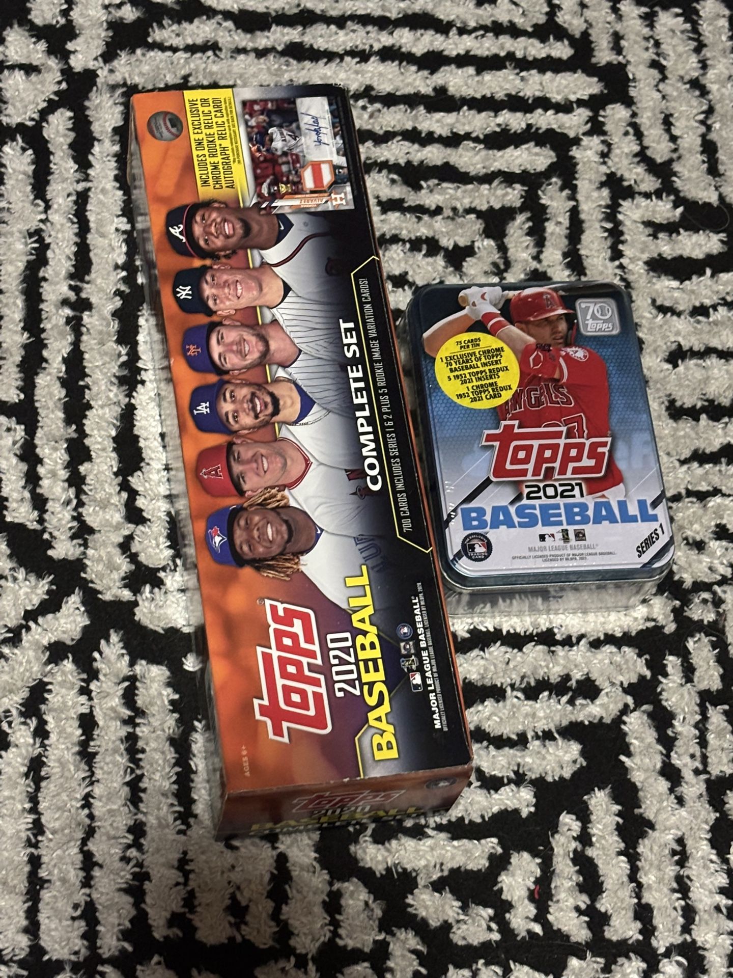 Baseball Set With All 700 Cards And Sealed Tin