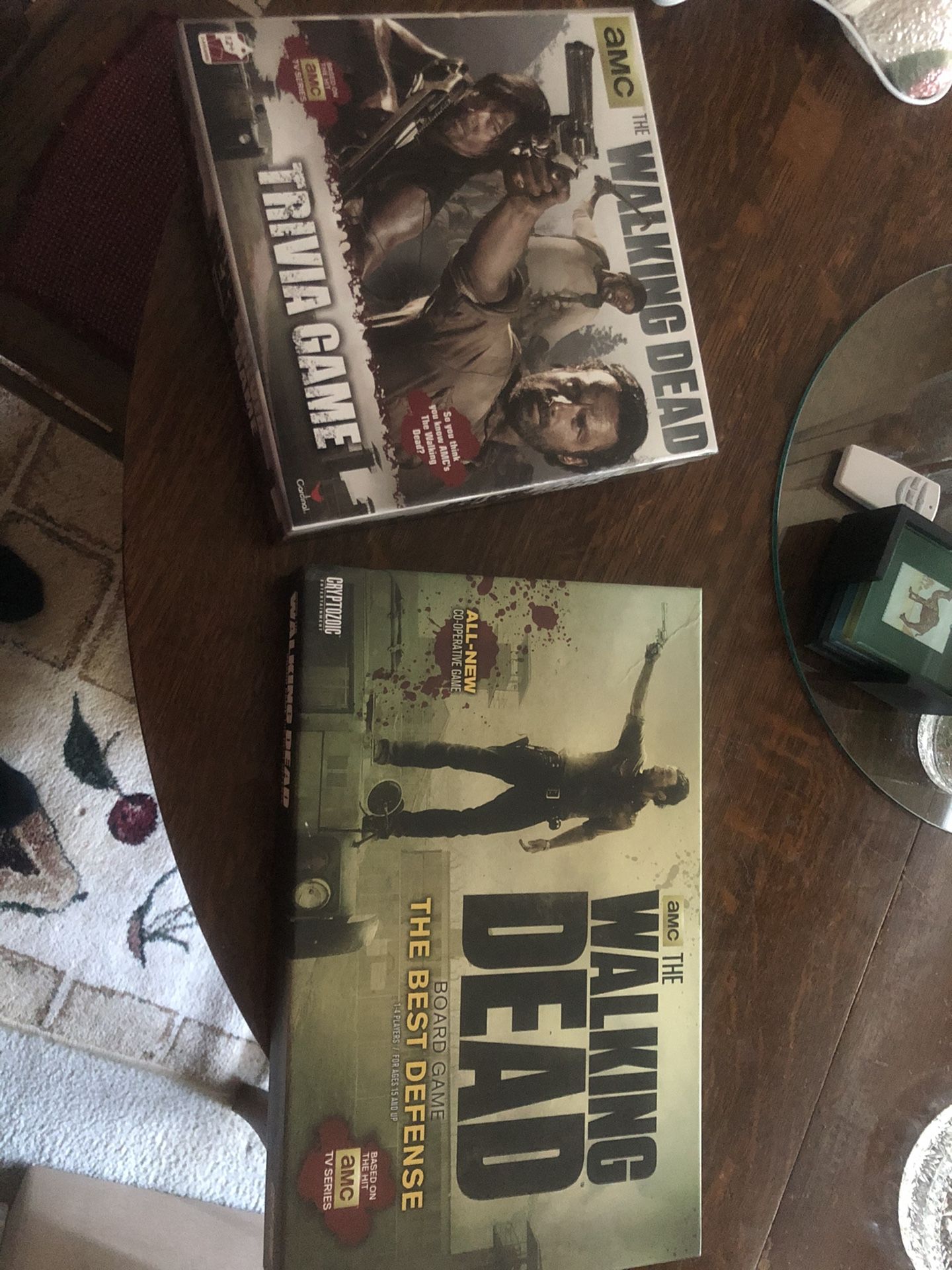 Walking Dead Trivia Game and Walking Dead Board Game