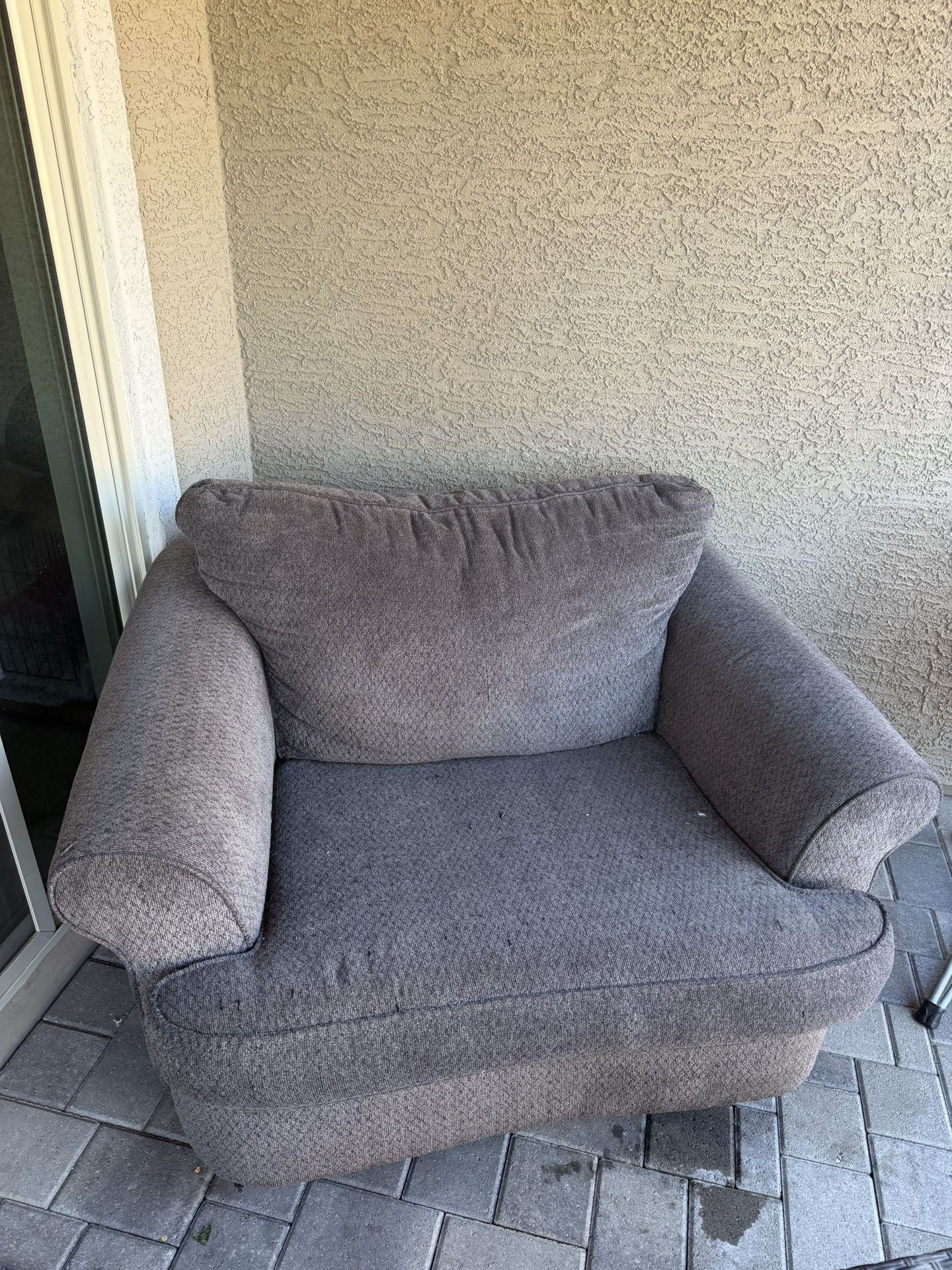Free Chair & Ottoman