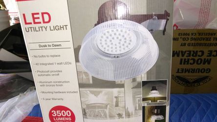 LED utility light
