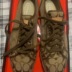 Coach Shoes Size 10