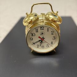 Westclox Big Ben Loud Alarm Clock for Heavy Sleepers Twin Bell Vintage Gold