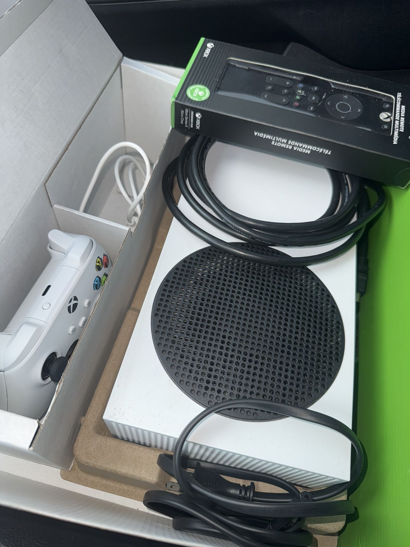 Xbox Series s With media Remote