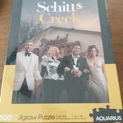 New sealed "Schitt$ Creek" 500 piece jigsaw puzzle 14"x19