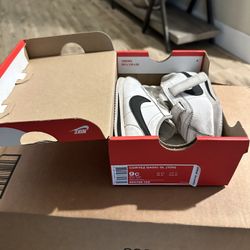 Nike Cortez Kids Size 9c