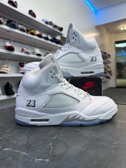 Jordan 5 Metallic