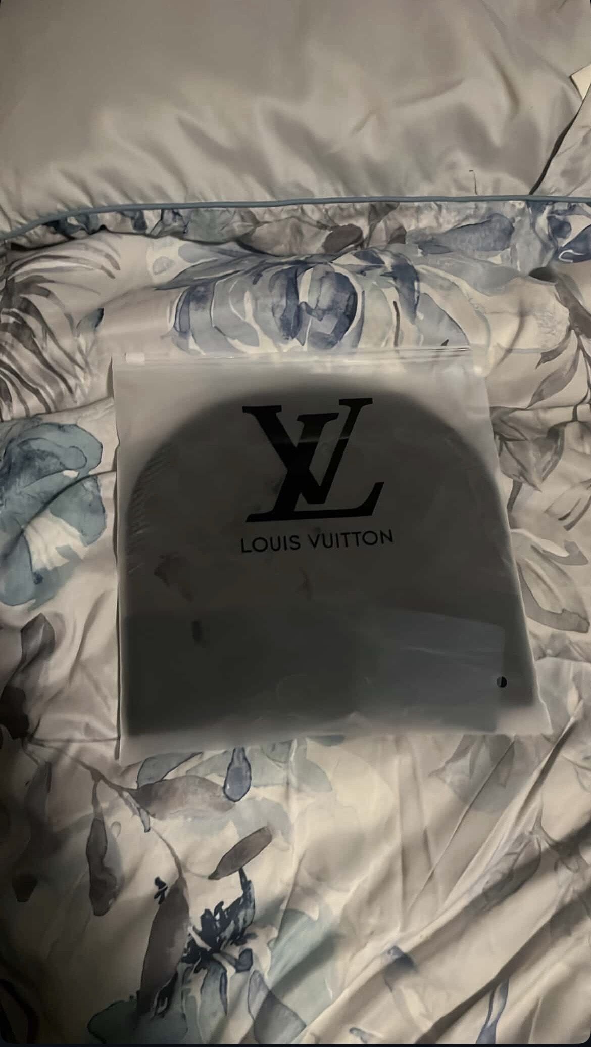 Lv Beanie