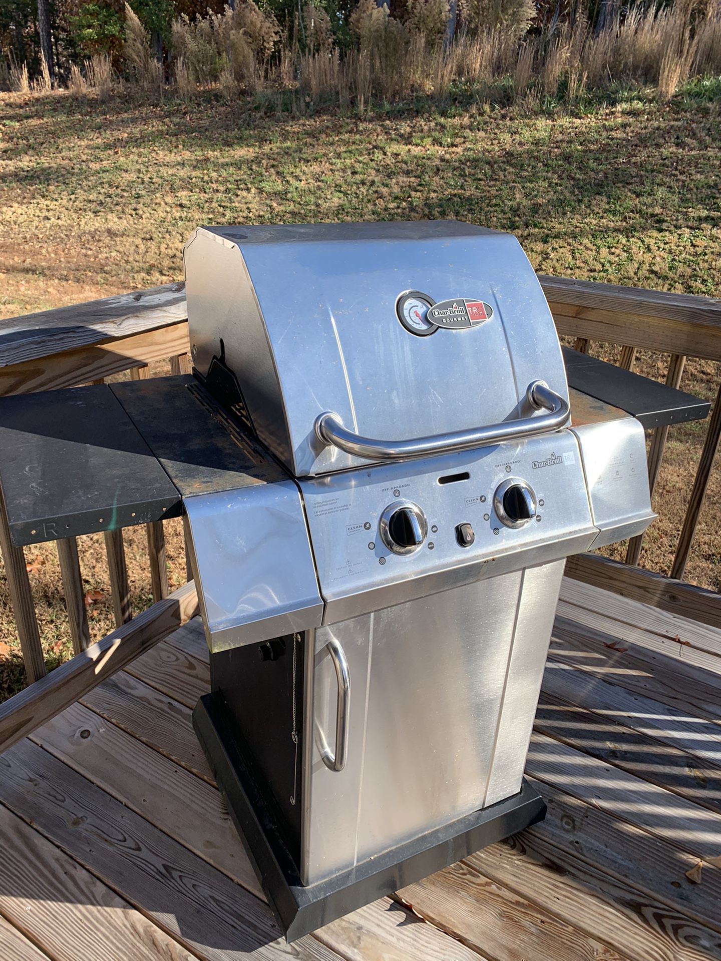 Gas Grill With Tank