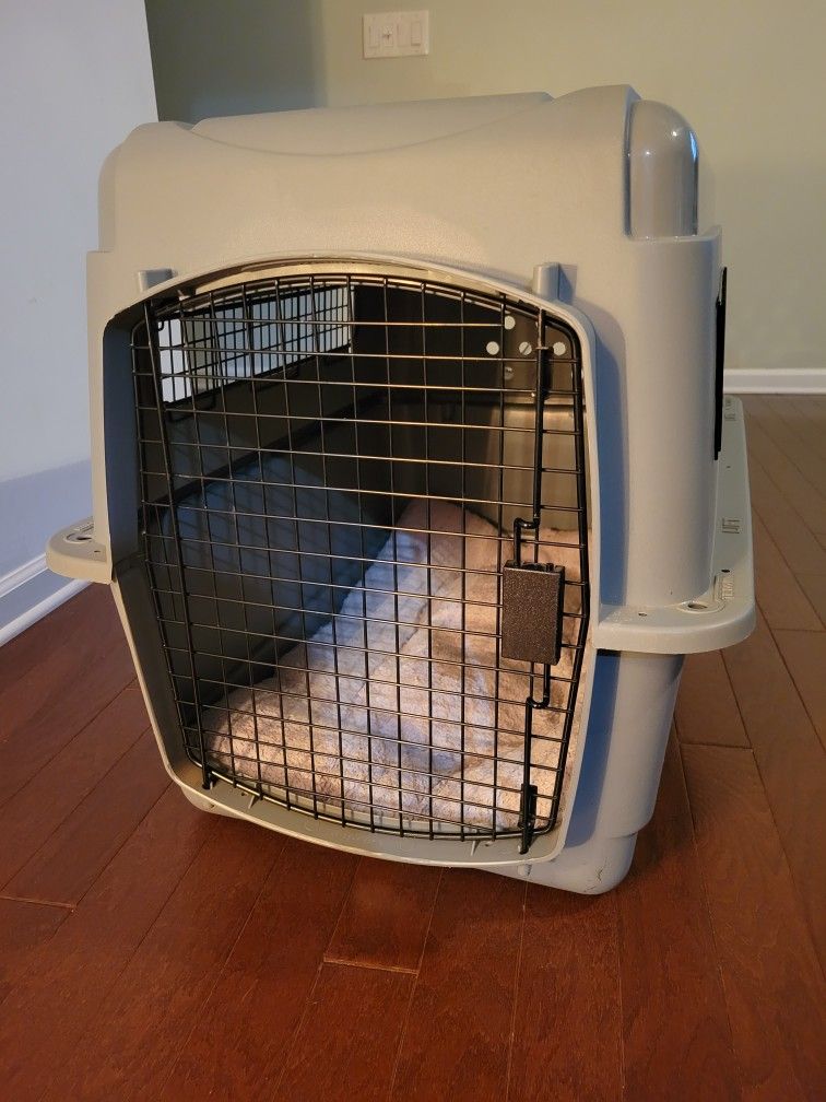 Pet Travel Crate Lx30" Wx20" Hx24"