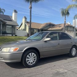 2001 Toyota Camry