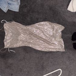 gold short dress 