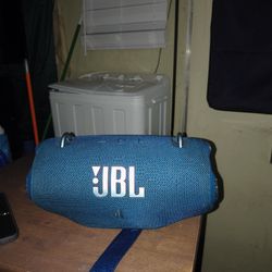 JBL XTRE 4 