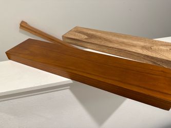 Set of 2 floating shelves $15 per set OBO