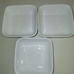 Set Of 3 White 4 Inch Square Ceramic Bowls A45M915