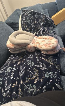 Breast Feeding Pillow