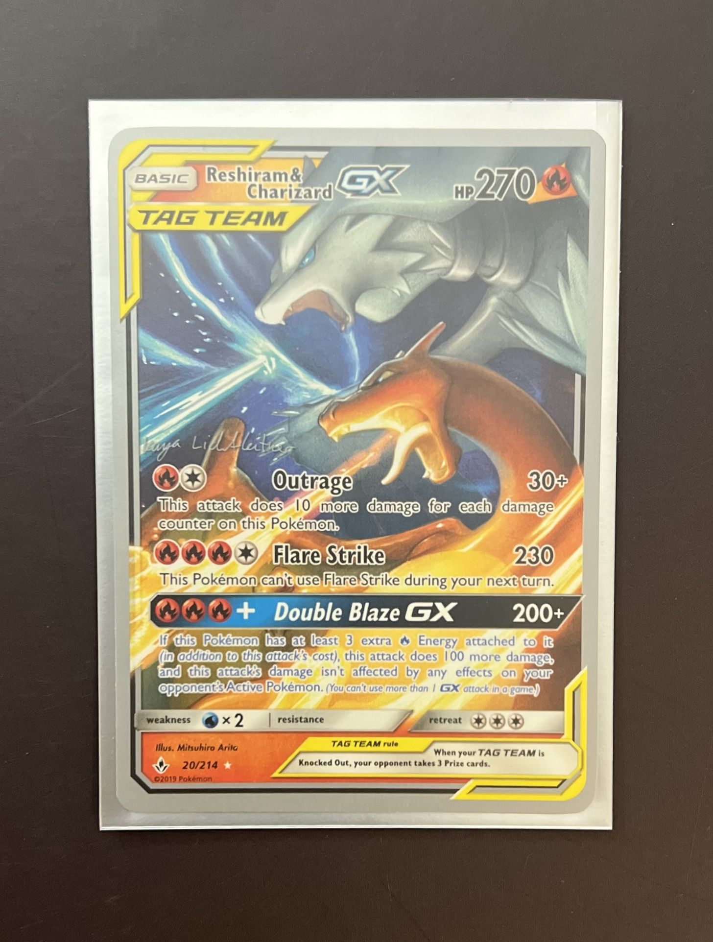TAG TEAM - Reshiram & Charizard GX - World Championship Deck