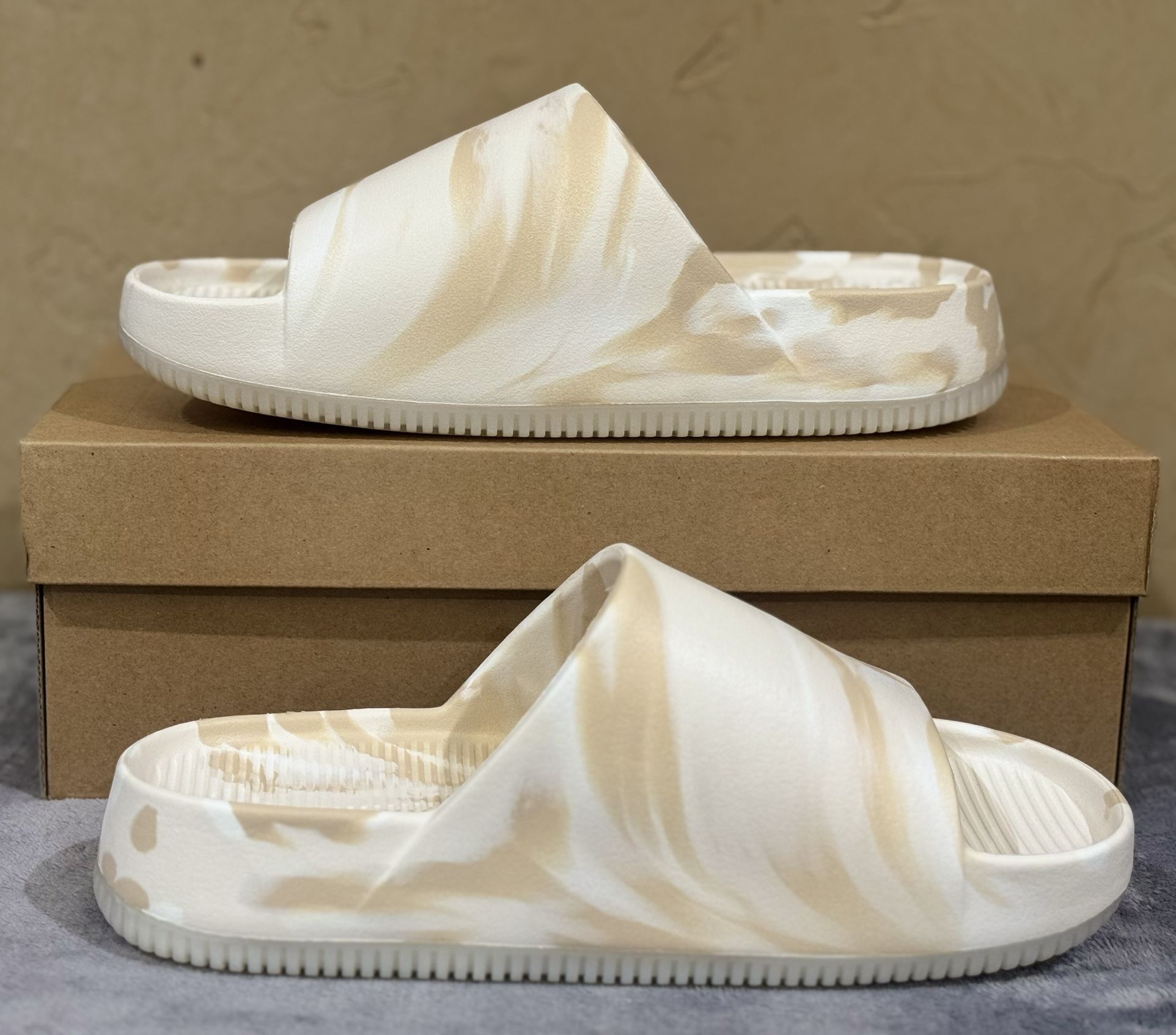 WOMEN'S NIKE CALM SLIDE SE SPORT SLIDES