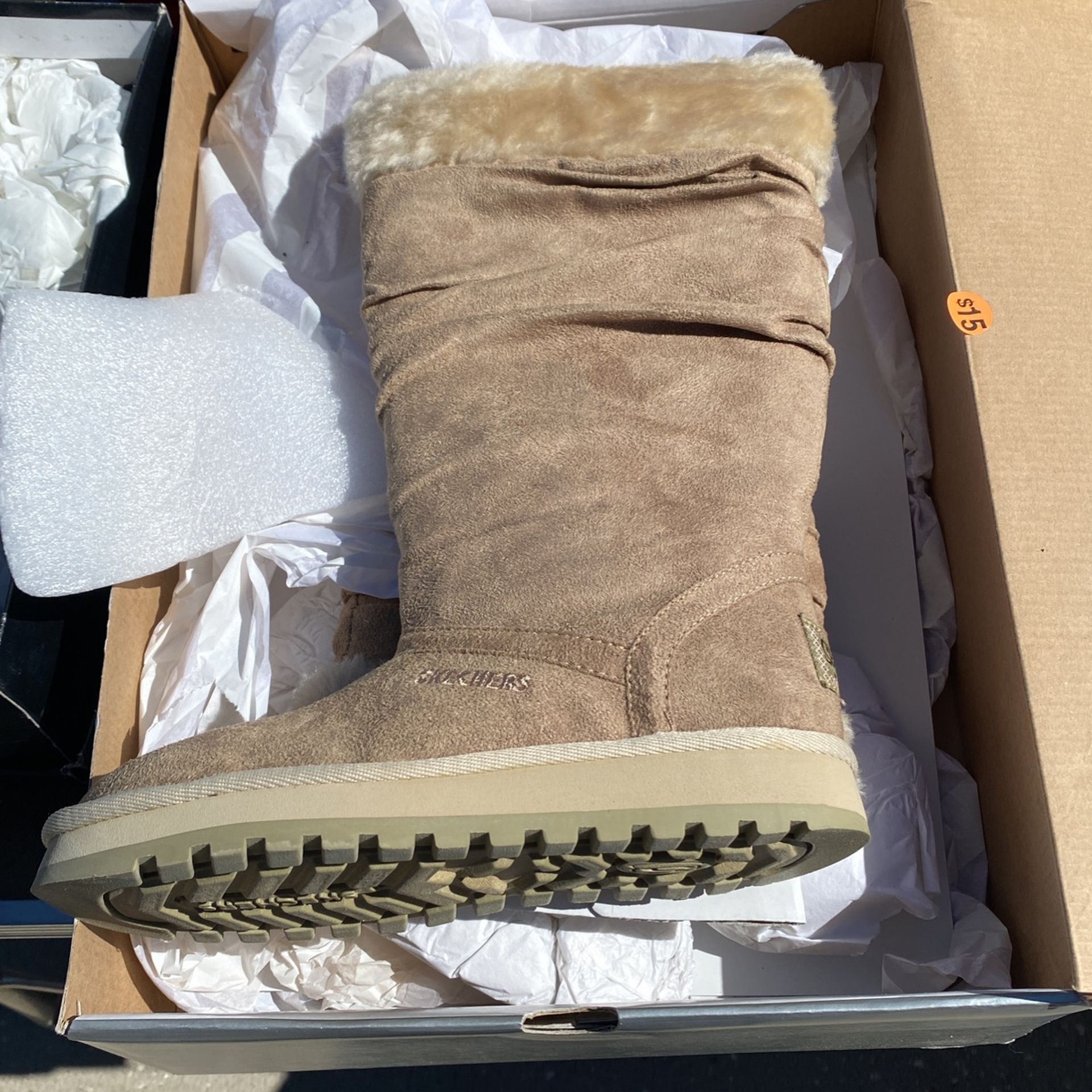 Brand new sketchers Boots