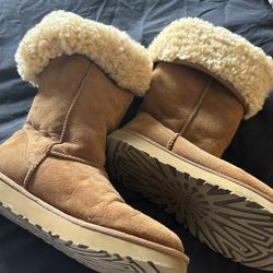 Woman’s  UGG Tall Boots
