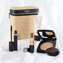 CHANEL Pouch Makeup Set Limited 2026 Basket Pouch Summer Collection NEW ON HAND