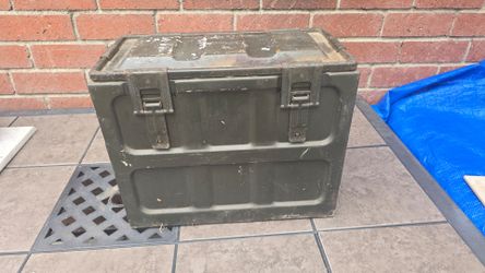 ARTILLERY AMMO BOX