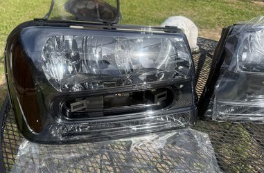 02-09 Chevy Trail Blazer Smoke Amber Headlights 