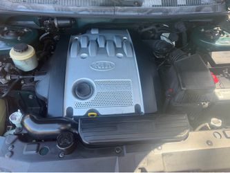 Kia Sedona 2005