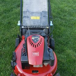 TORO SR4 SELF PROPELLED LAWN MOWER. 