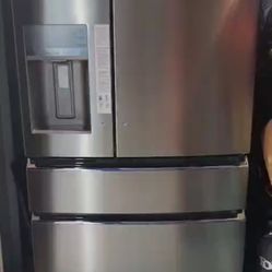 Frigidaire Refrigerator 