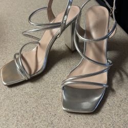 Silver Heels (8 1/2)