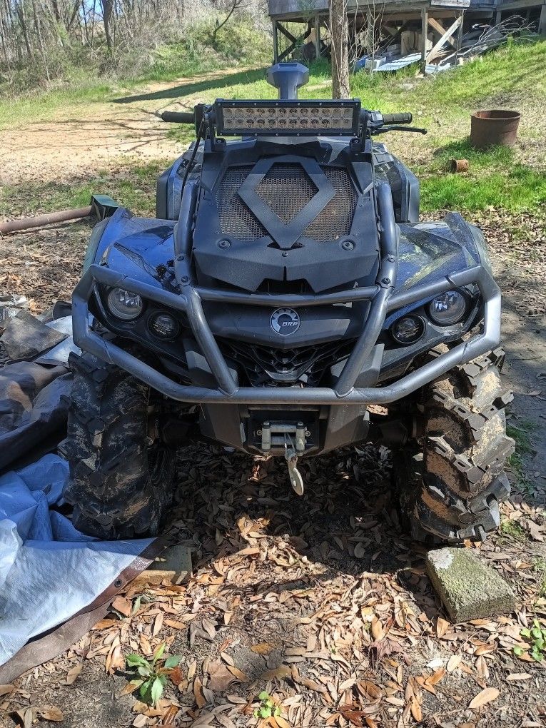 2020 Can am Xmr 1000