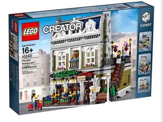 LEGO Creator Expert Parisian Restaurant 10243
