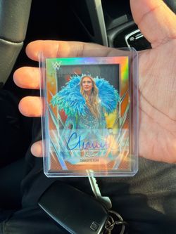 WWE 2026 TOPPS CHROME AUTOS- CHARLOTTE FLAIR 21/25- SOL RUCA