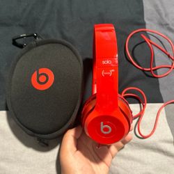 Red Solo Beats by Dre