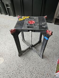 Foldable work table