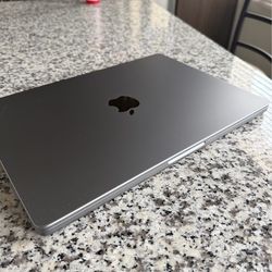 MacBook Pro 14-inch M3 512GB